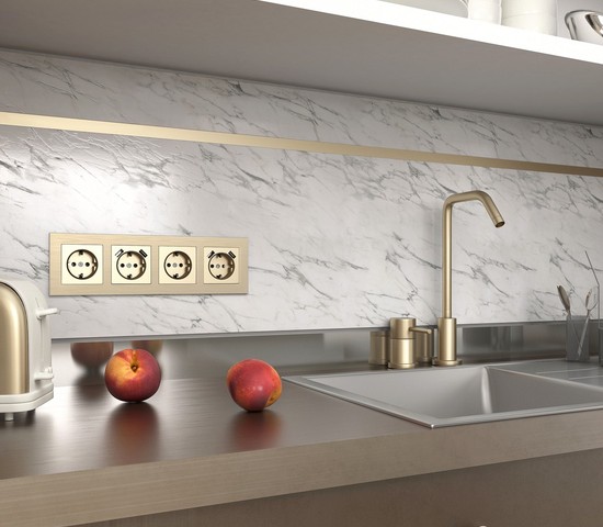 Рамка на 4 поста Aluminium (шампань) (W0041711)