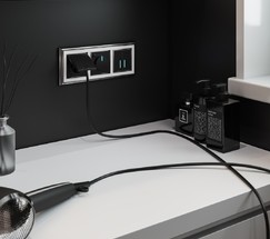 Сенсорный выключатель двухклавишный с подсветкой (черный) (W4520108)