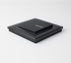 Выключатель одноклавишный проходной с подсветкой (черный матовый) (W1112108)