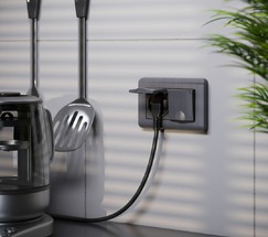 Розетка двойная влагозащ. с зазем. с защит. крышками и шторками (графит рифленый) (W1172204)