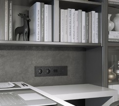 Розетка с заземлением (hammer черный) (W1271008)