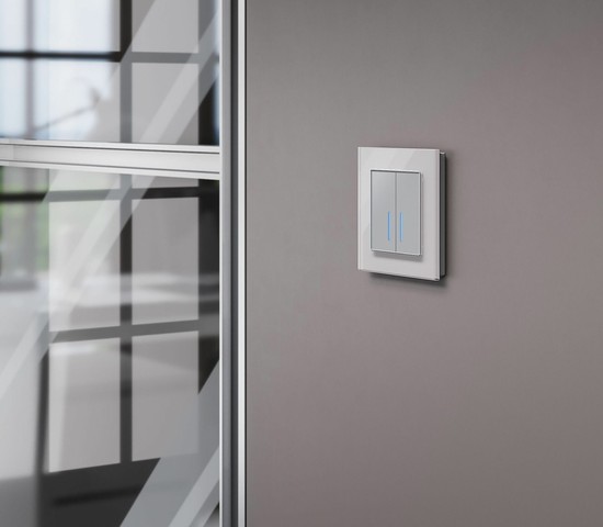 Сенсорный выключатель двухклавишный с подсветкой 1000 Вт (серебряный) (W4520006)