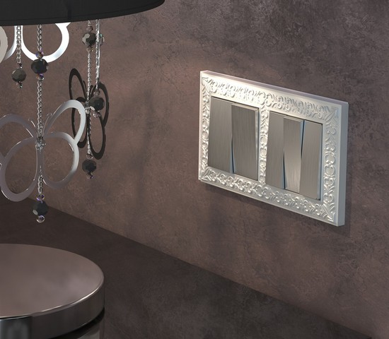 Набор клавиш для выключателя трехклавишного (cеребряный рифленый) (W1139009)