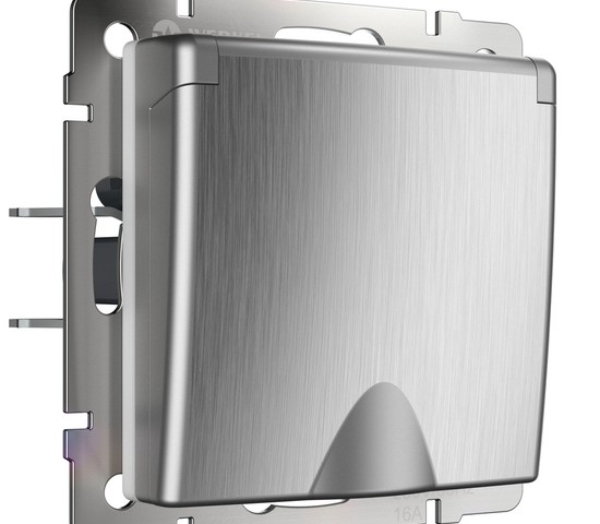 Розетка влагозащ. с зазем. с защит. крышкой и шторками (cеребряный рифленый) (W1171209)