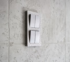 Выключатель двухклавишный (cеребряный рифленый) (W1120009)