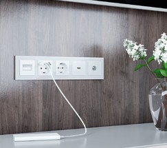 Рамка на 5 постов Favorit (белый,стекло) (W0051101)