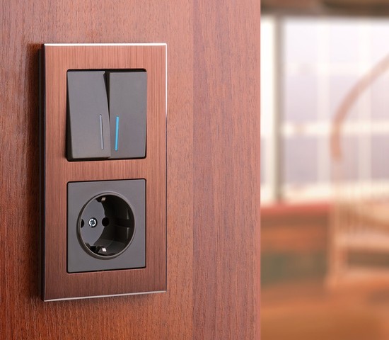 Выключатель двухклавишный проходной с подсветкой (серо-коричневый) (WL07-SW-2G-2W-LED)