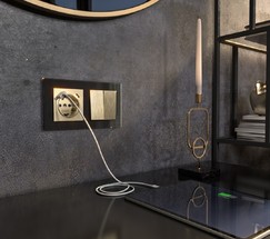 Розетка с заземлением, шторками и USB тип A+C (шампань рифленый ) (W1171710)