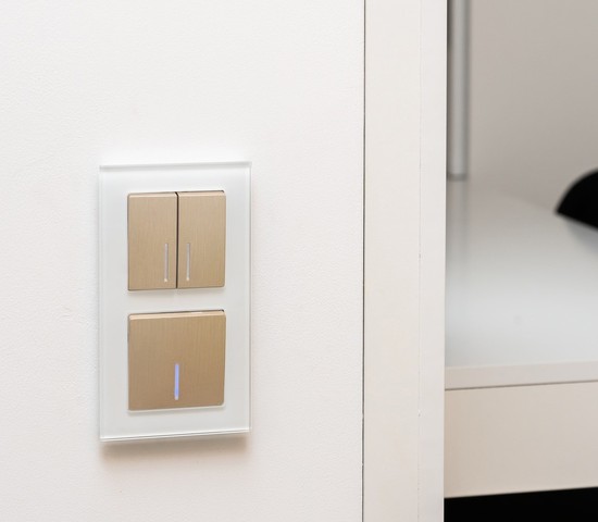 Выключатель двухклавишный с подсветкой (шампань рифленый) (W1120110)