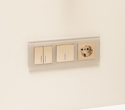 Выключатель одноклавишный проходной с подсветкой (шампань рифленый) (W1112110)