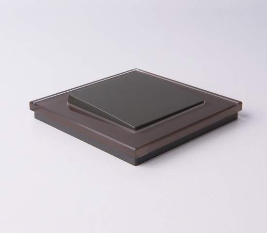 Рамка на 1 пост Favorit (мокко,стекло) (W0011118)