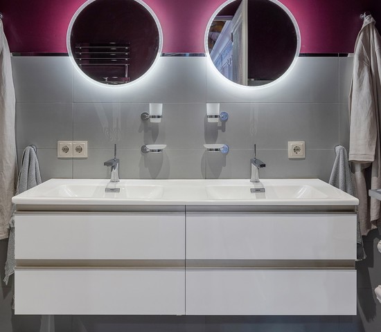 Розетка с заземлением, безвинтовой зажим (слоновая кость) (W1171303)