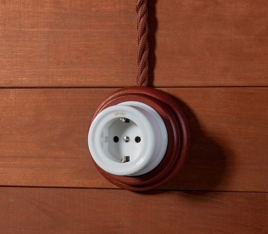 Рамка на 1 пост (итальянский орех) (W0015225)