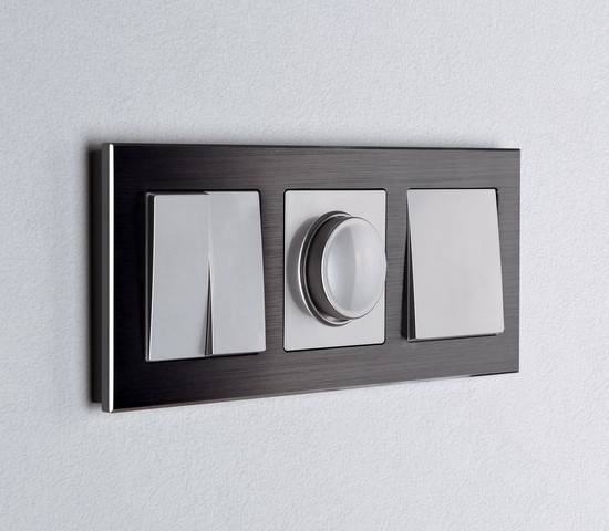 Рамка на 3 поста Aluminium (черный алюминий) (W0031708)