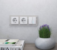 Рамка на 3 поста Favorit (дымчатый,стекло) (W0031117)