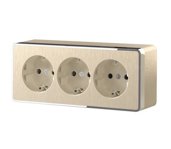 Розетка тройная с заземлением и шторками Gallant (шампань рифленый) (W5073110)
