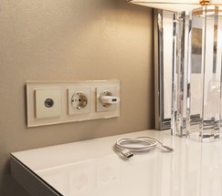 Рамка на 3 поста Favorit (шампань,стекло) (W0031111)