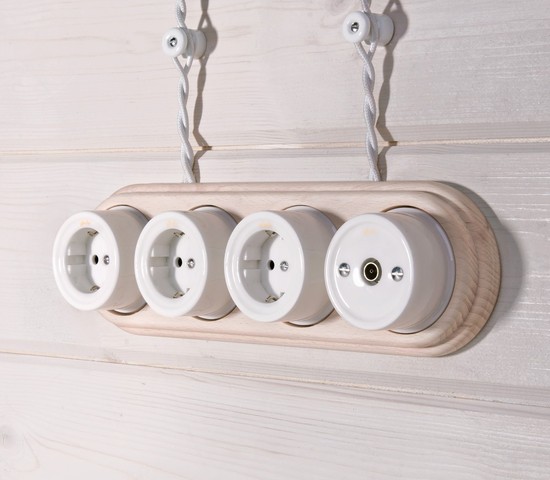 Комплект изоляторов без винта 100 шт. (белый) Ретро (W6431401)