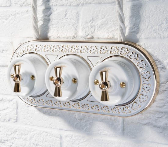 Выключатель на 4 положения двухклавишный (белый) Ретро (WL18-01-05)