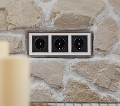 Рамка на 3 поста (бронза/белый) (WL17-Frame-03)