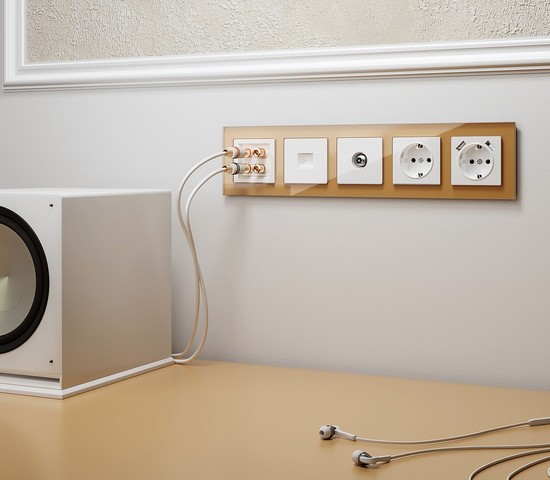 Рамка на 5 постов (бронзовый,стекло) (WL01-Frame-05)