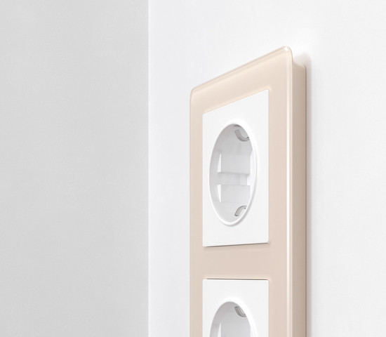 W0022743/ Рамка на 2 поста Acrylic (айвори)