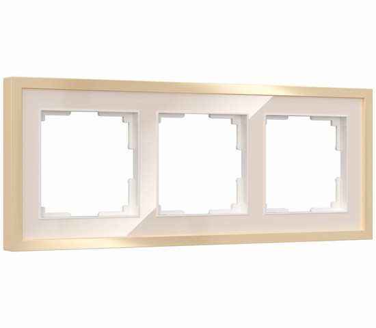 W0032851/ Рамка на 3 поста Baguette (айвори/латунь)