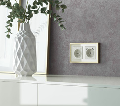 W0022851/ Рамка на 2 поста Baguette (айвори/латунь)