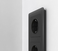 W0032708/ Рамка на 3 поста Acrylic (черный)