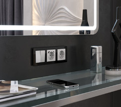 W0032708/ Рамка на 3 поста Acrylic (черный)