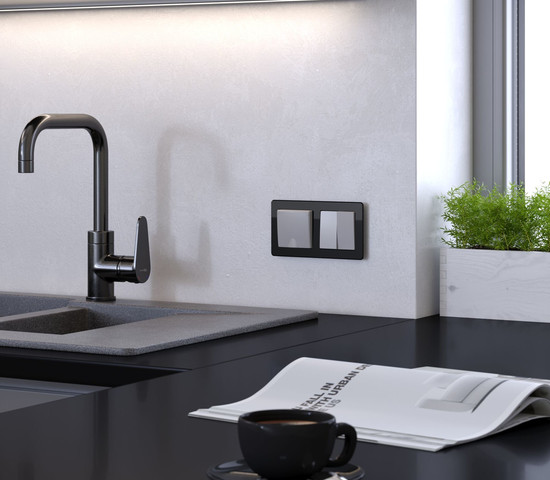 W0022708/ Рамка на 2 поста Acrylic (черный)