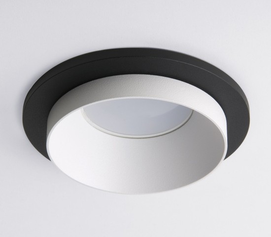 Точечный светильник 114 MR16 белый/черный