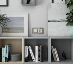 W1171162/ Розетка с заземлением и шторками (айвори матовый)