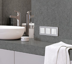 W0032606/ Рамка на 3 поста Platinum (алюминий)