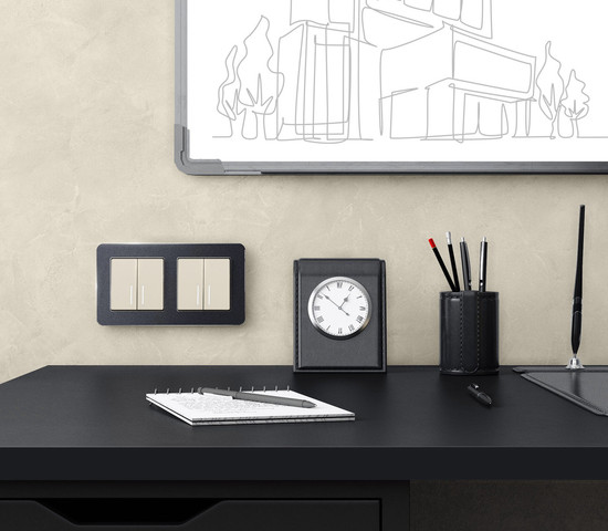 W0022608/ Рамка на 2 поста Platinum (черный алюминий)