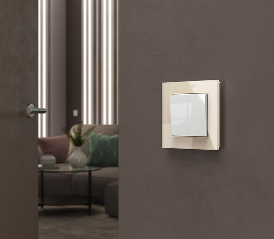 W1123001/ Перекрестный выключатель двухклавишный (белый)