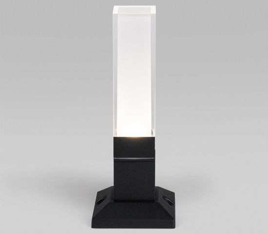 Универсальный уличный светильник 1536 TECHNO LED чёрный