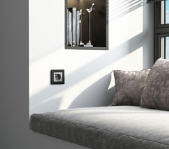 W0013108/ Рамка на 1 пост Senso (черный, стекло soft-touch)