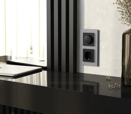 W0023106/ Рамка на 2 поста Senso (серебряный, стекло soft-touch)