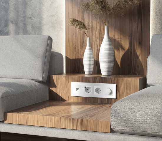 W0043101/ Рамка на 4 поста Senso (белый, стекло soft-touch)