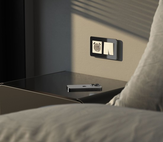 W0022448/ Рамка на 2 поста Elite (черный, стекло)