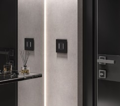 W4522008/ Сенсорный выключатель двухклавишный с подсветкой (черный)