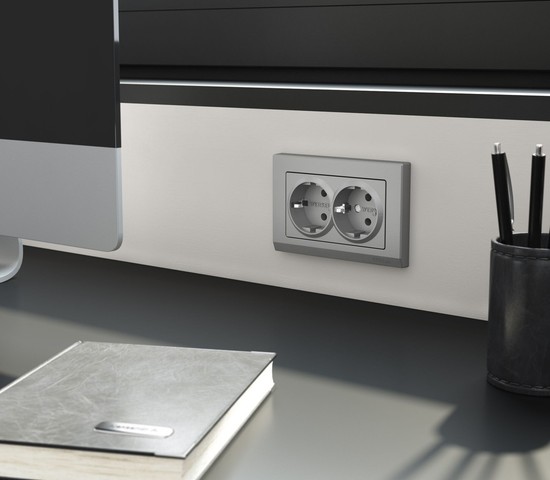 W0081865/ Рамка для двойной розетки Stark (серебряный матовый)