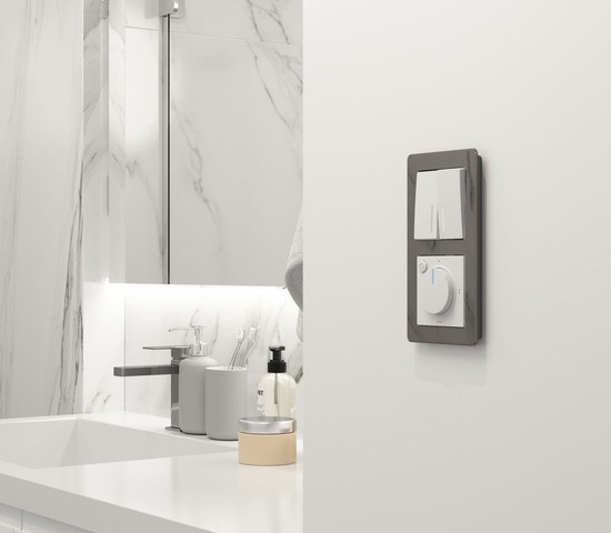 W1122161/ Выключатель двухклавишный проходной с подсветкой (белый матовый)