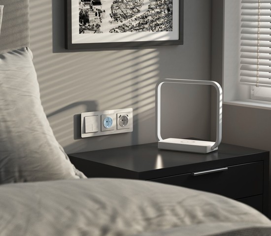 W1112161/ Выключатель одноклавишный проходной с подсветкой (белый матовый)