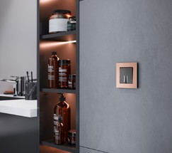 W0011712/ Рамка на 1 пост Aluminium (бронза)