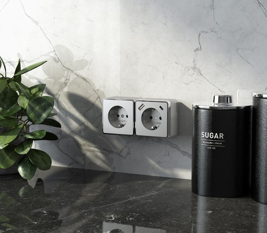 W5071706/ Розетка с заземлением, шторками и USB тип A+C Gallant (серебряный)