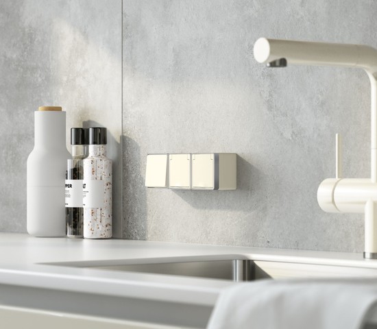 W5010203/ Выключатель одноклавишный влагозащищенный Gallant (слоновая кость)